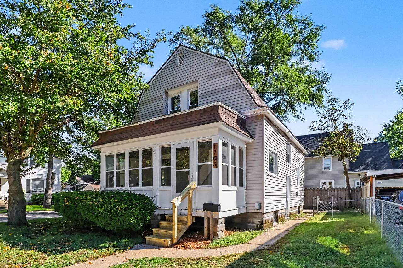1703 Race Street - Photo 1