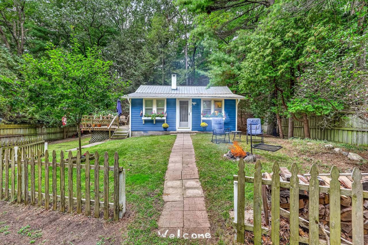 7297 Lake Avenue - Photo 1