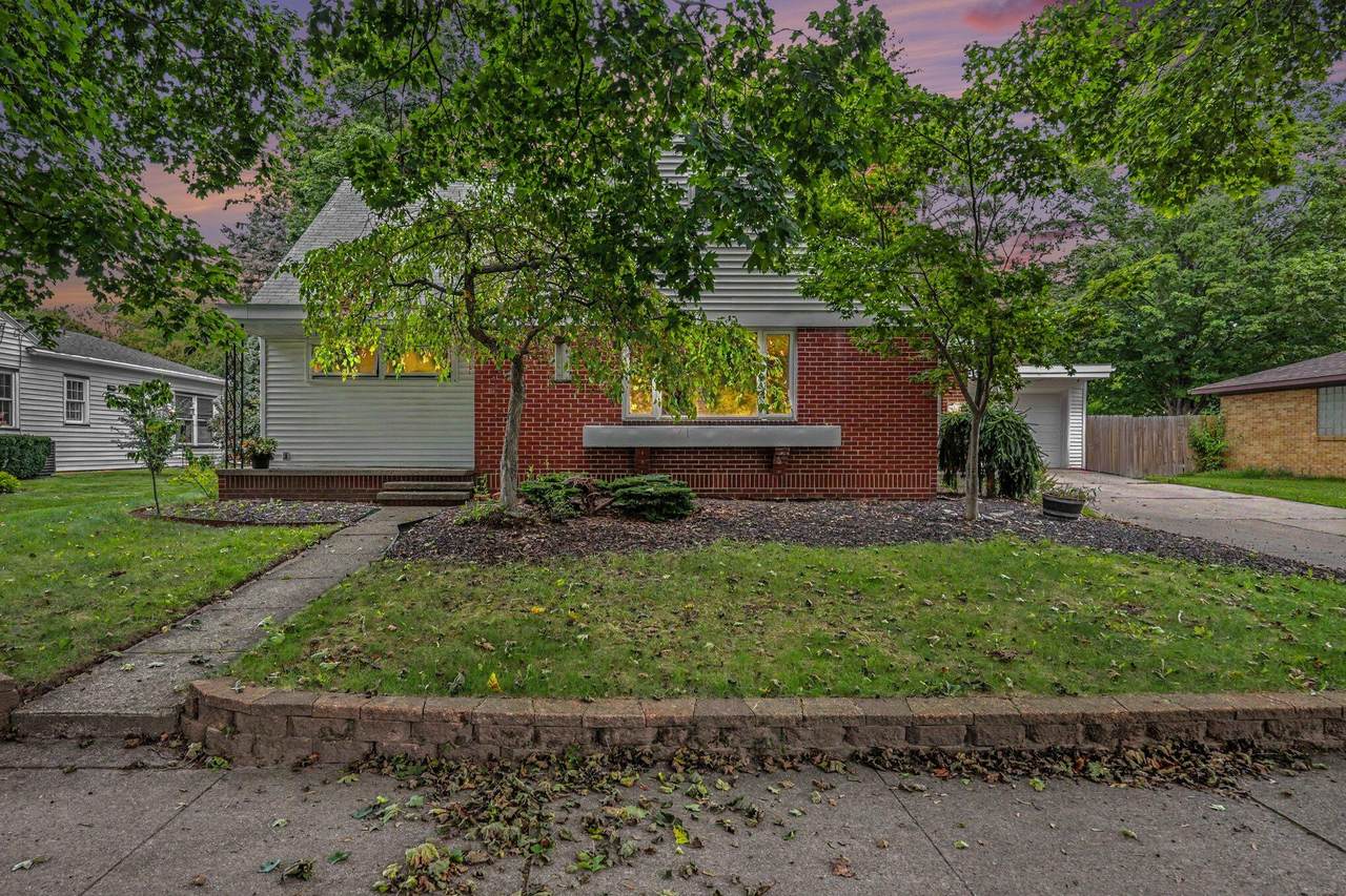 333 Oak Street - Photo 1