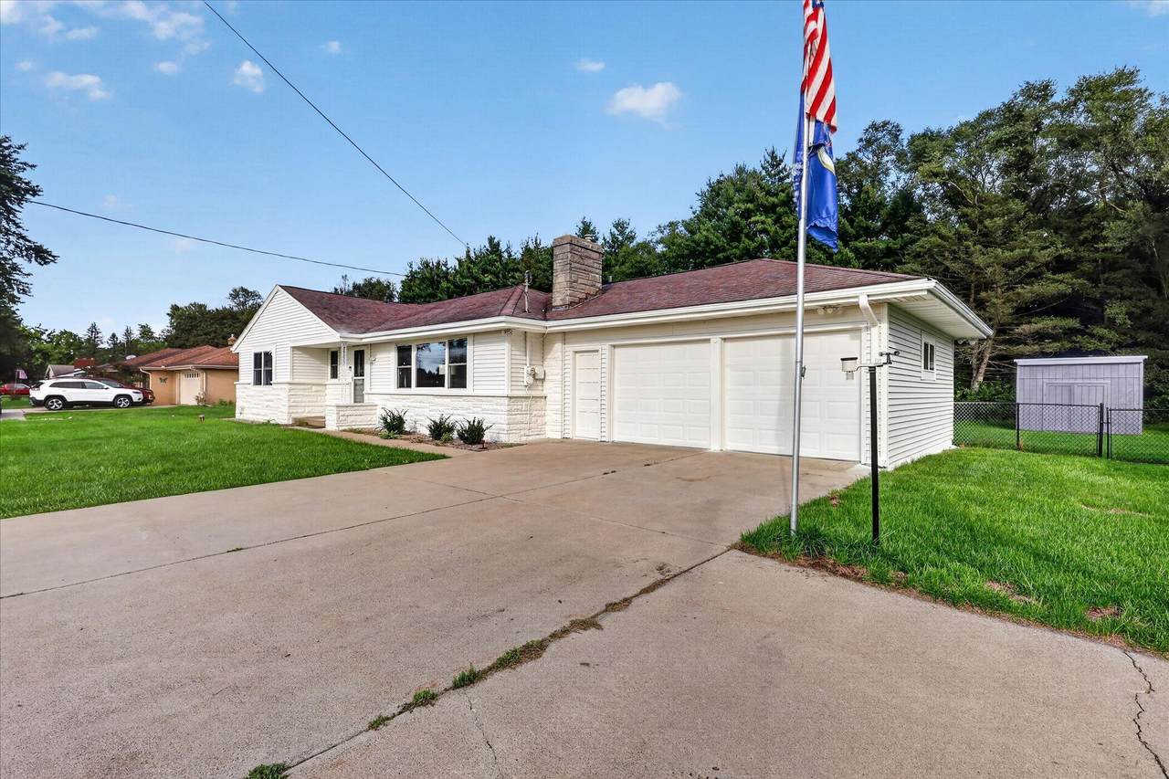 6896 Riverview Drive - Photo 1
