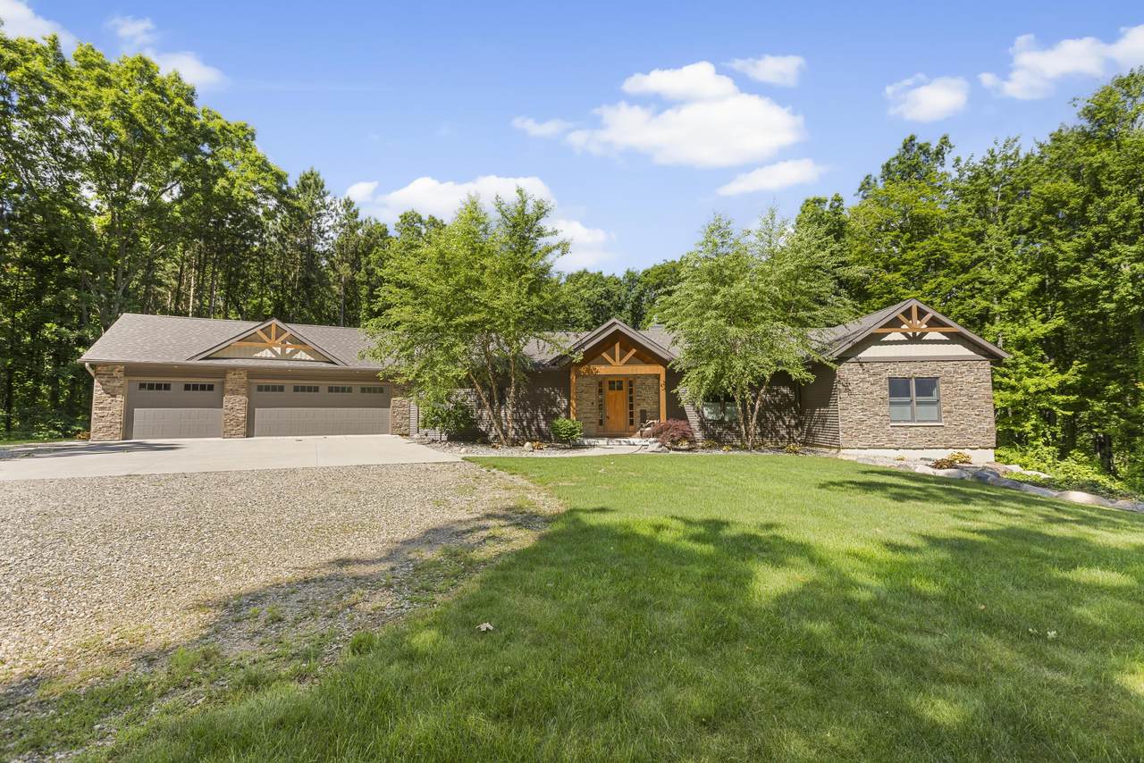16285 13 Mile Road - Photo 1
