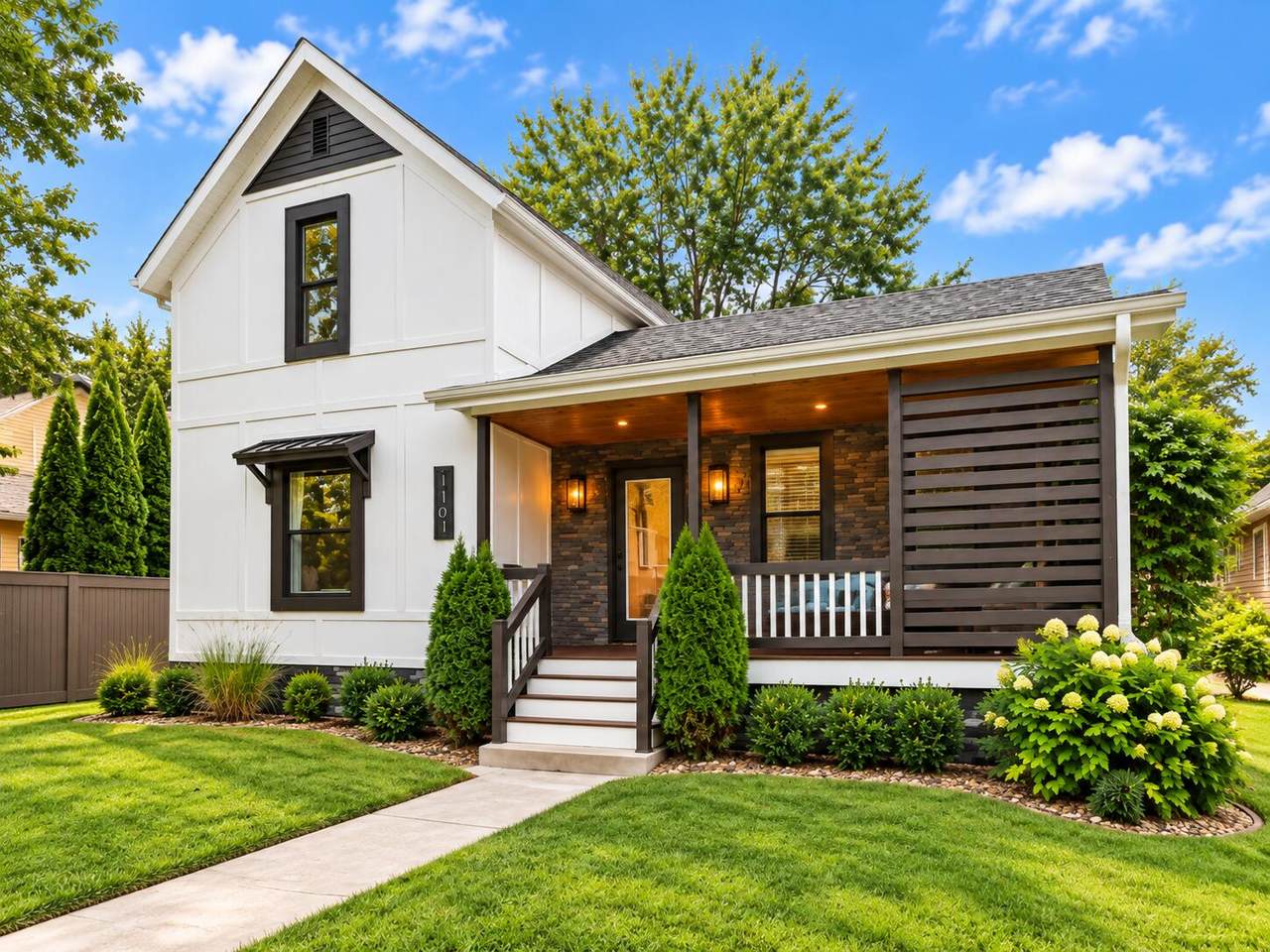 110 Sycamore Street - Photo 1