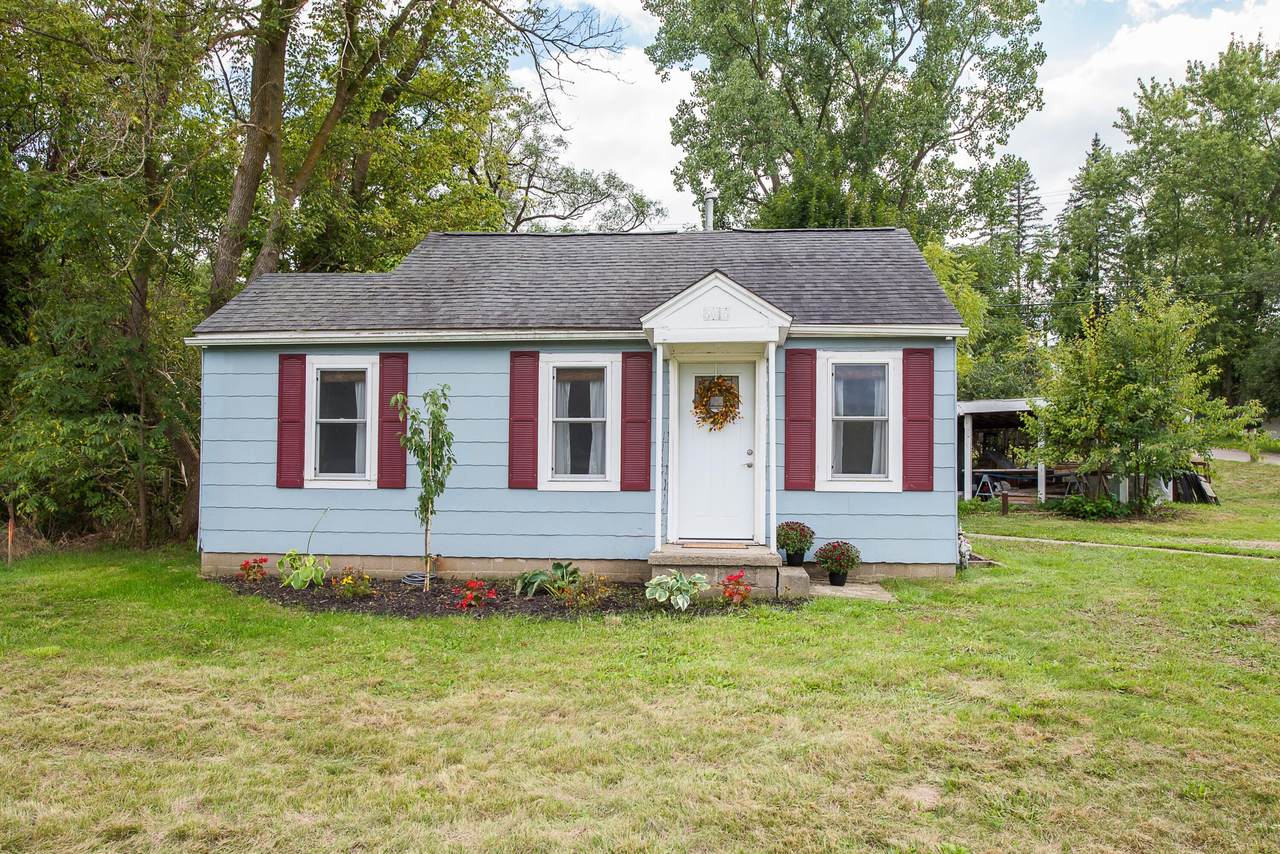 5015 Jackson Road - Photo 1