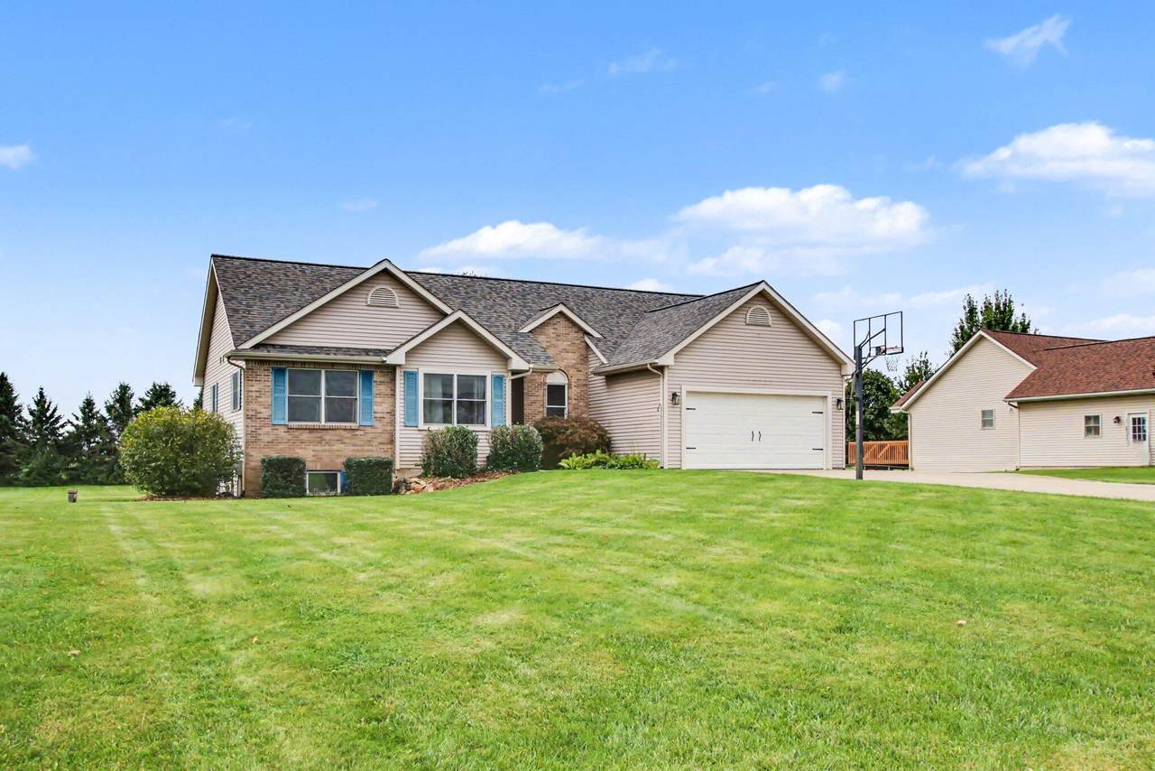 27357 Birmingham Court - Photo 1