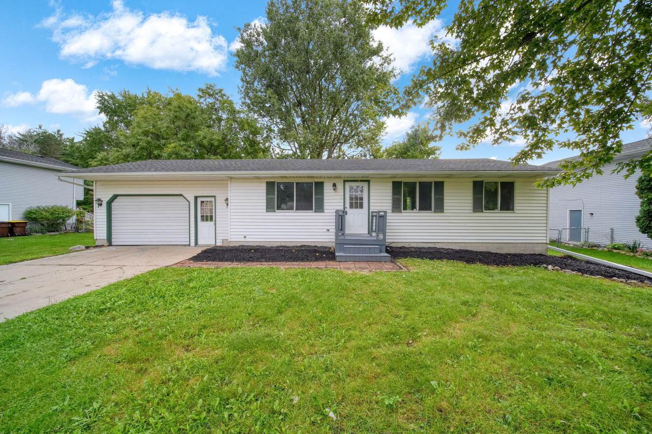 2520 Lanier Court - Photo 1
