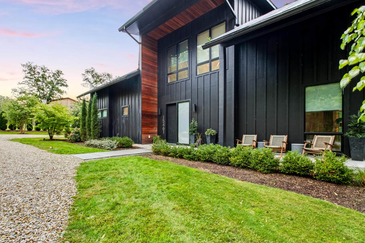 15461 Lakeshore Road - Photo 1