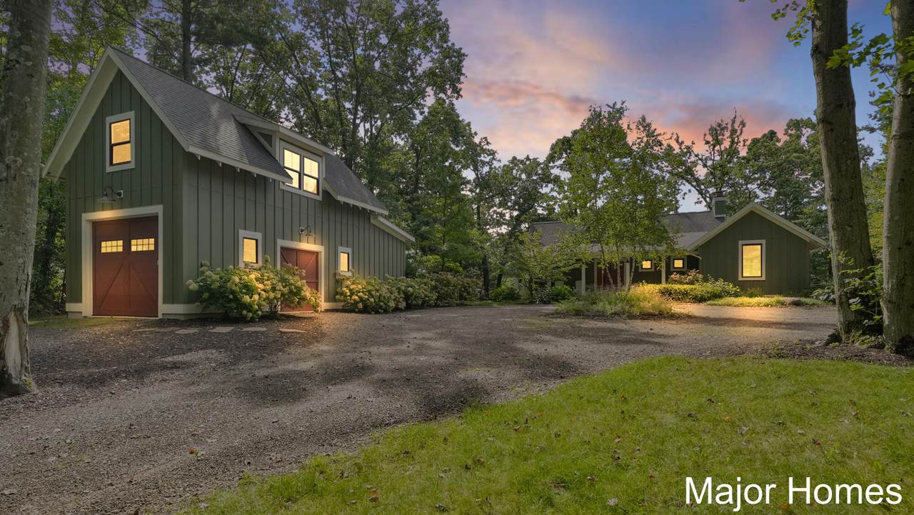 9422 Cottage Park Drive - Photo 1