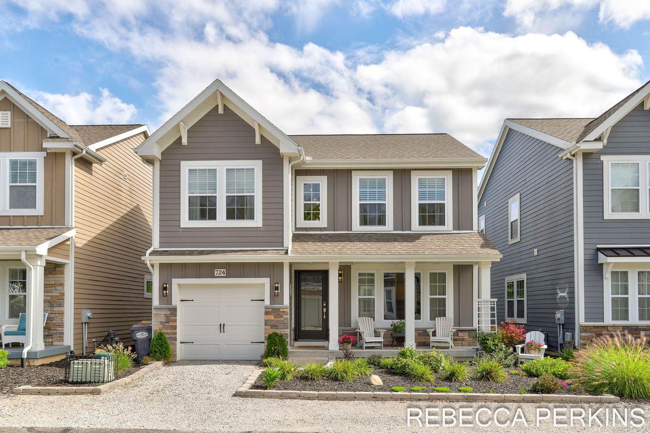 724 Preserve Drive - Photo 1
