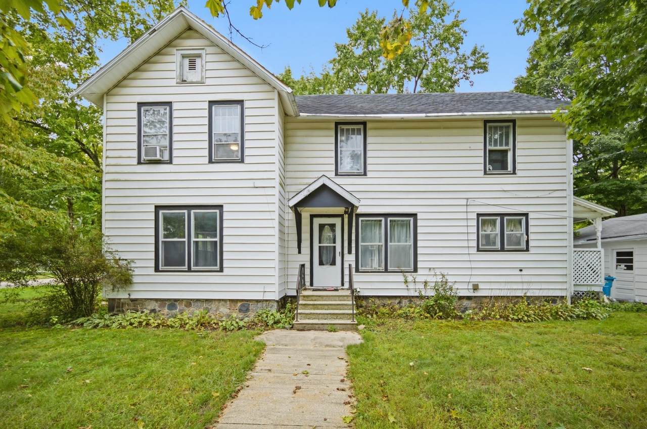 206 Main Street - Photo 1
