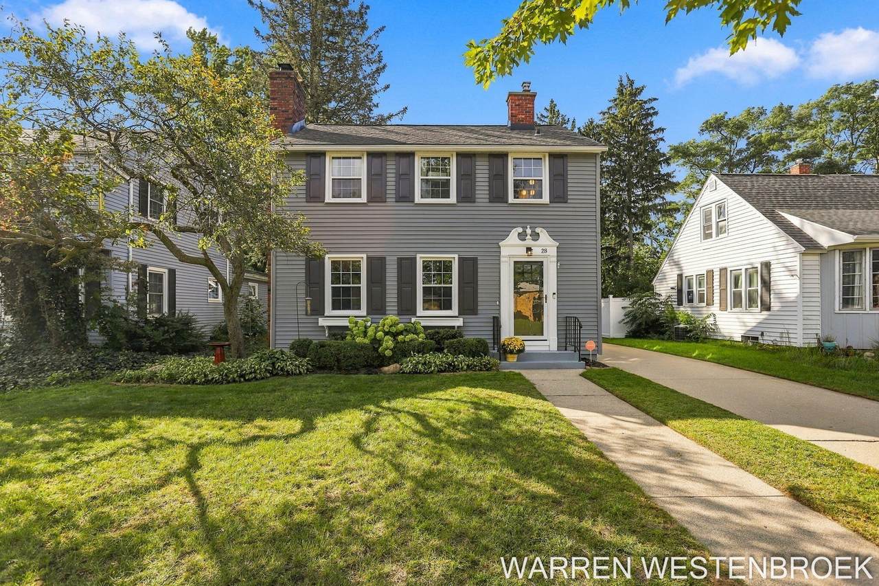 28 25th Street - Photo 1