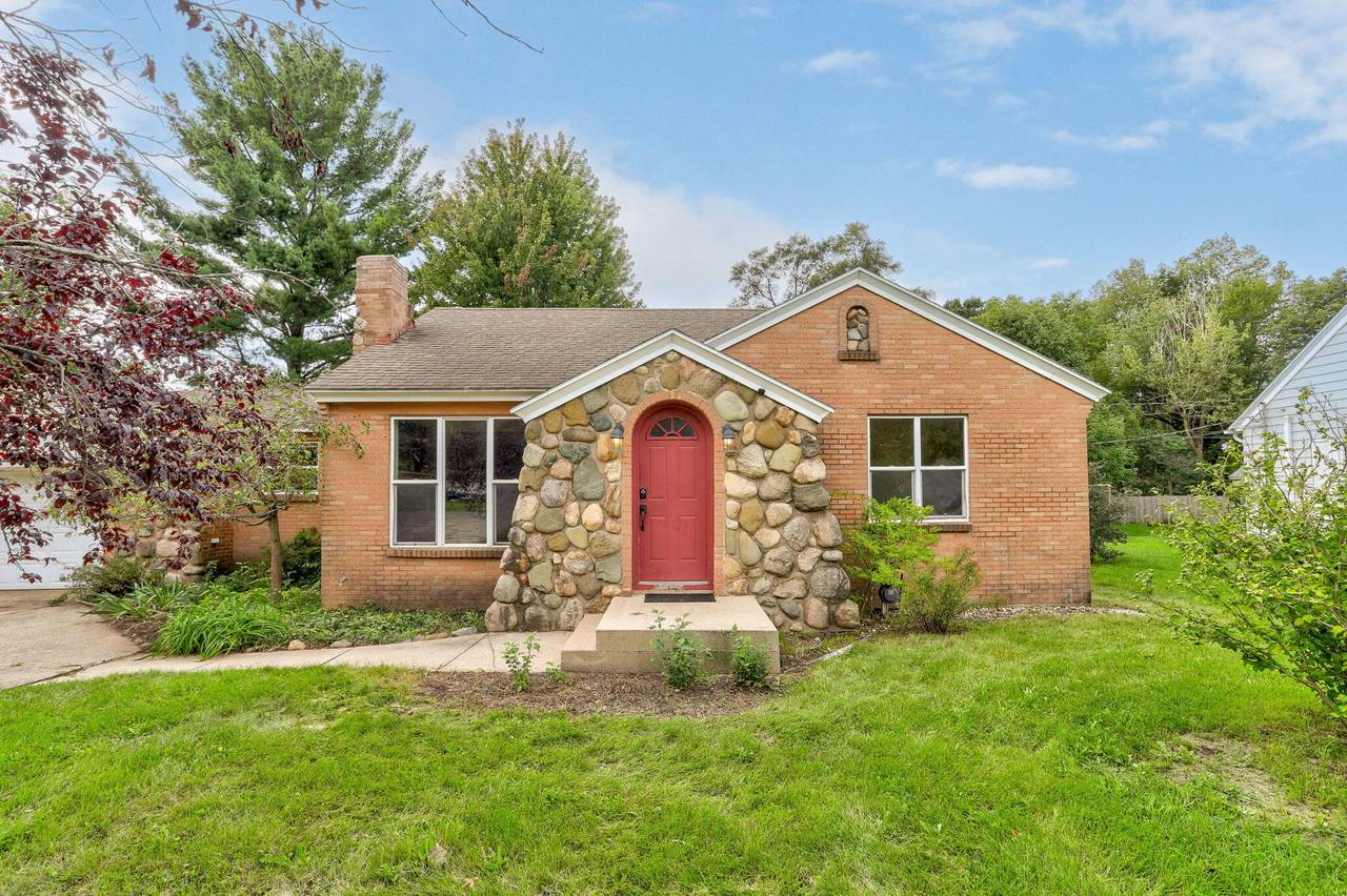 798 Myrtle Avenue - Photo 1