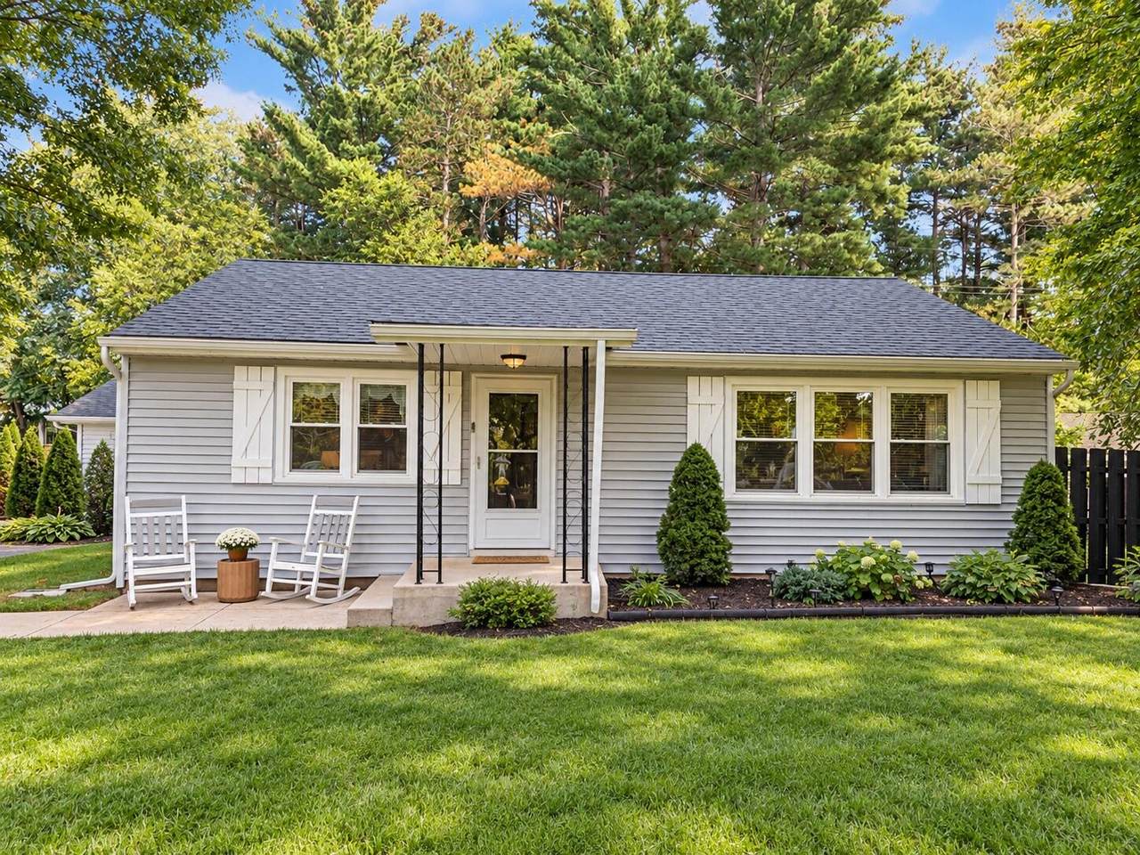 11195 Mcgregor Road - Photo 1