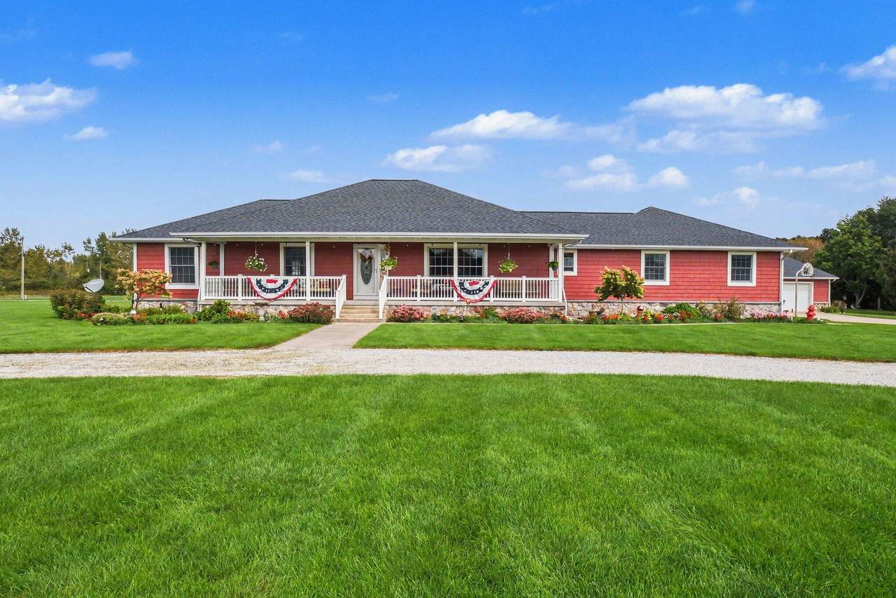70773 Sterling Drive - Photo 1