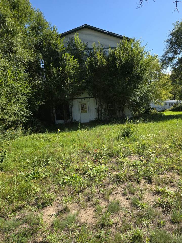 7186 Main Street - Photo 1