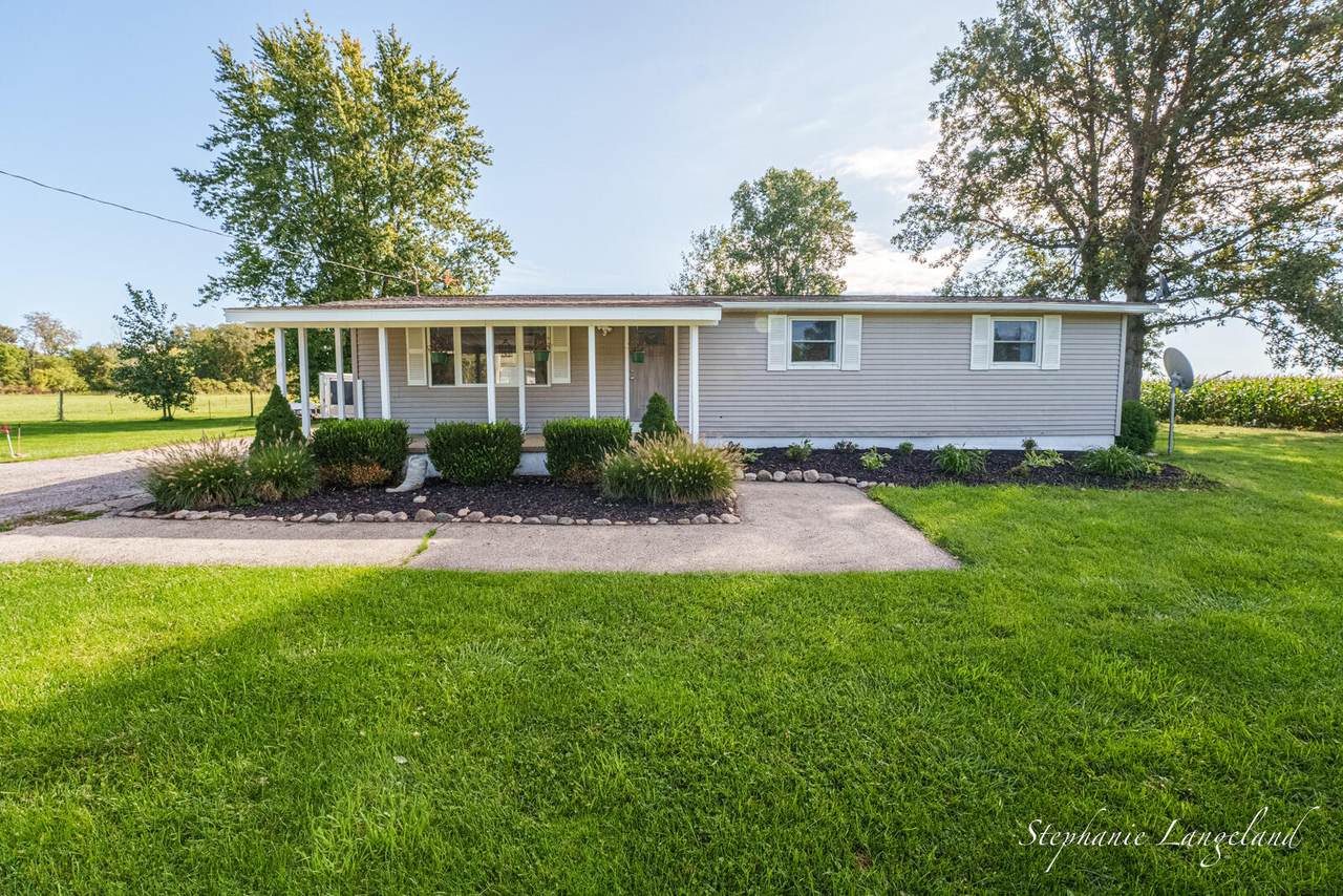 16610 48th Avenue - Photo 1