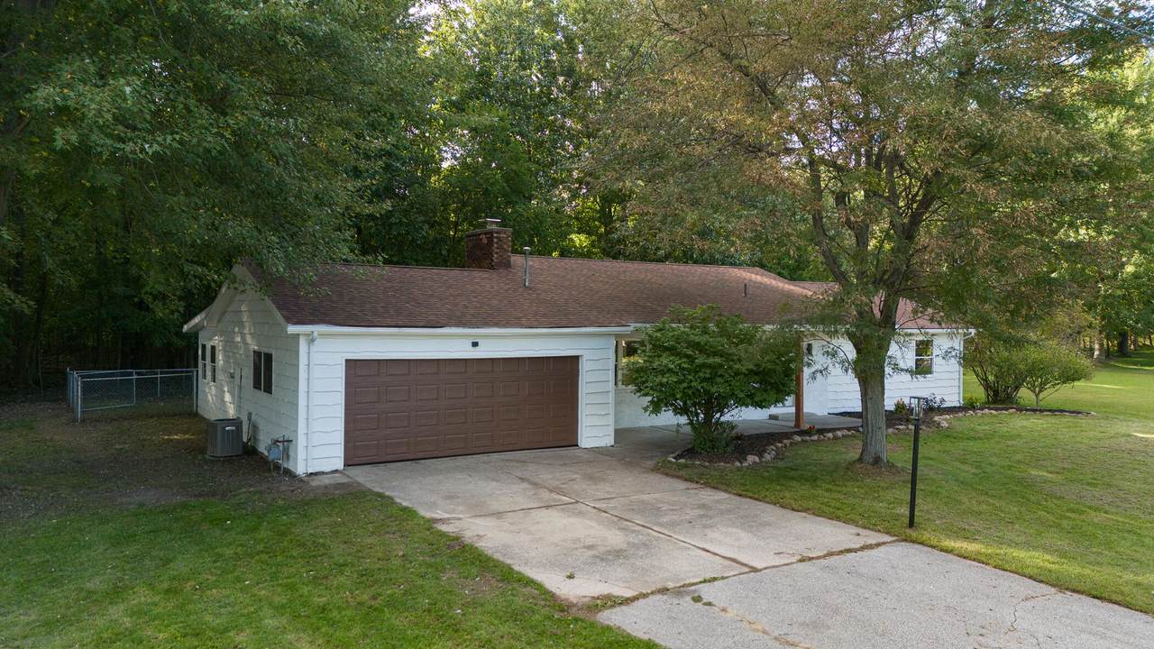 5564 Newton Avenue - Photo 1