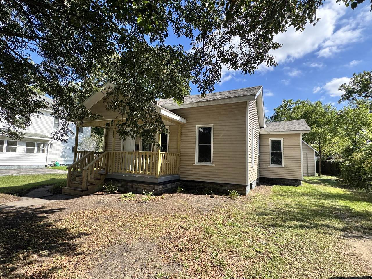 116 Railroad Street - Photo 1