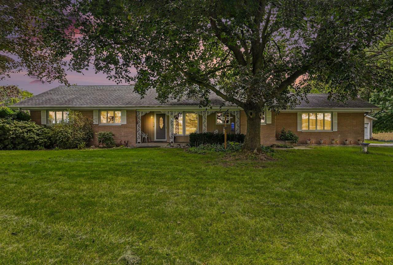 58353 Holtom Road - Photo 1