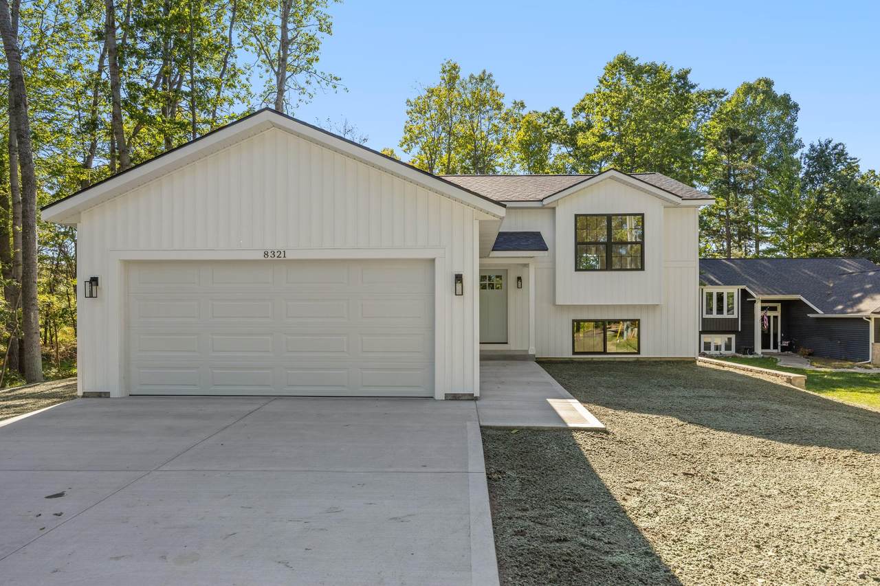8321 Royal Road - Photo 1