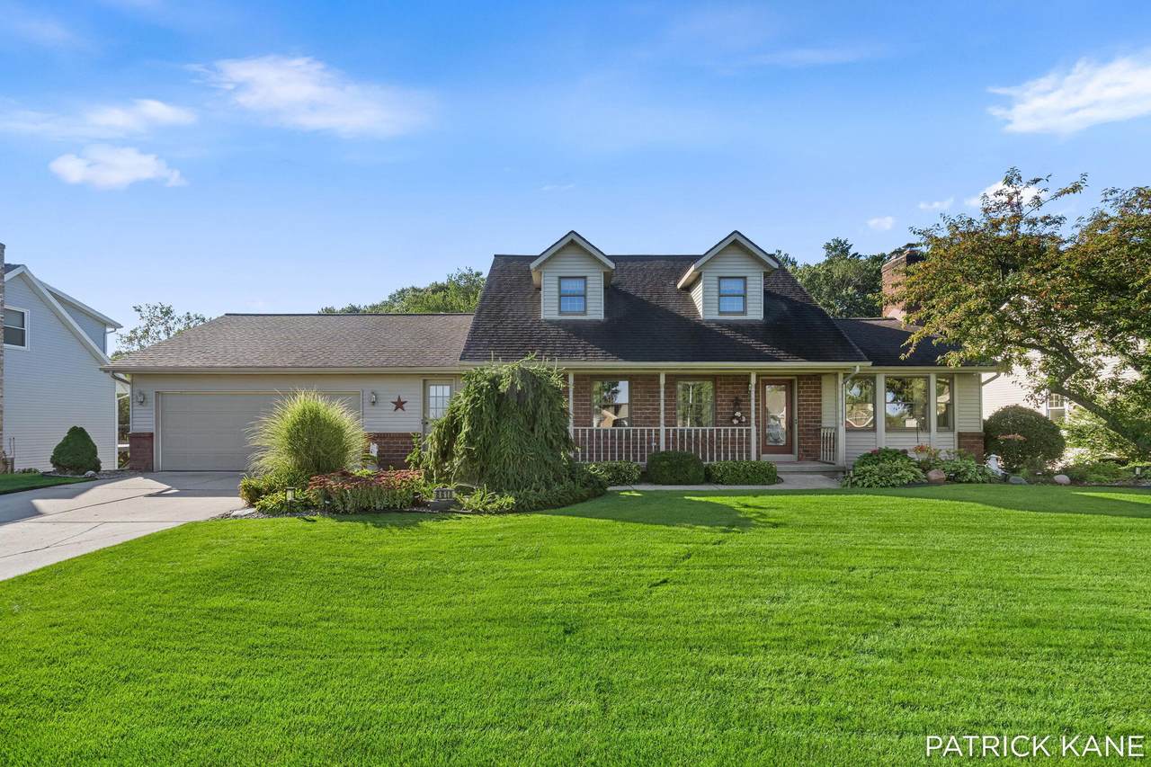 8618 Cedar Lake Drive - Photo 1