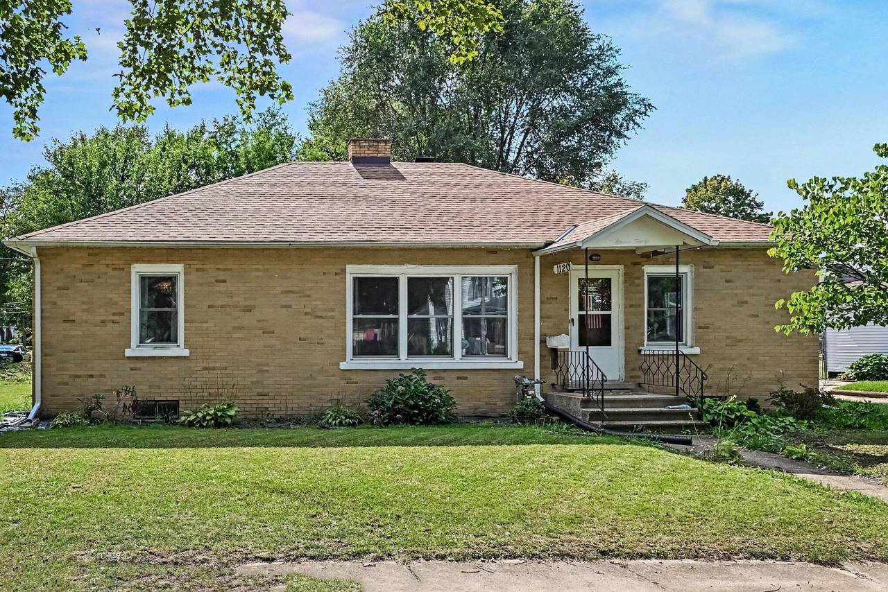 1120 Cedar Street - Photo 1
