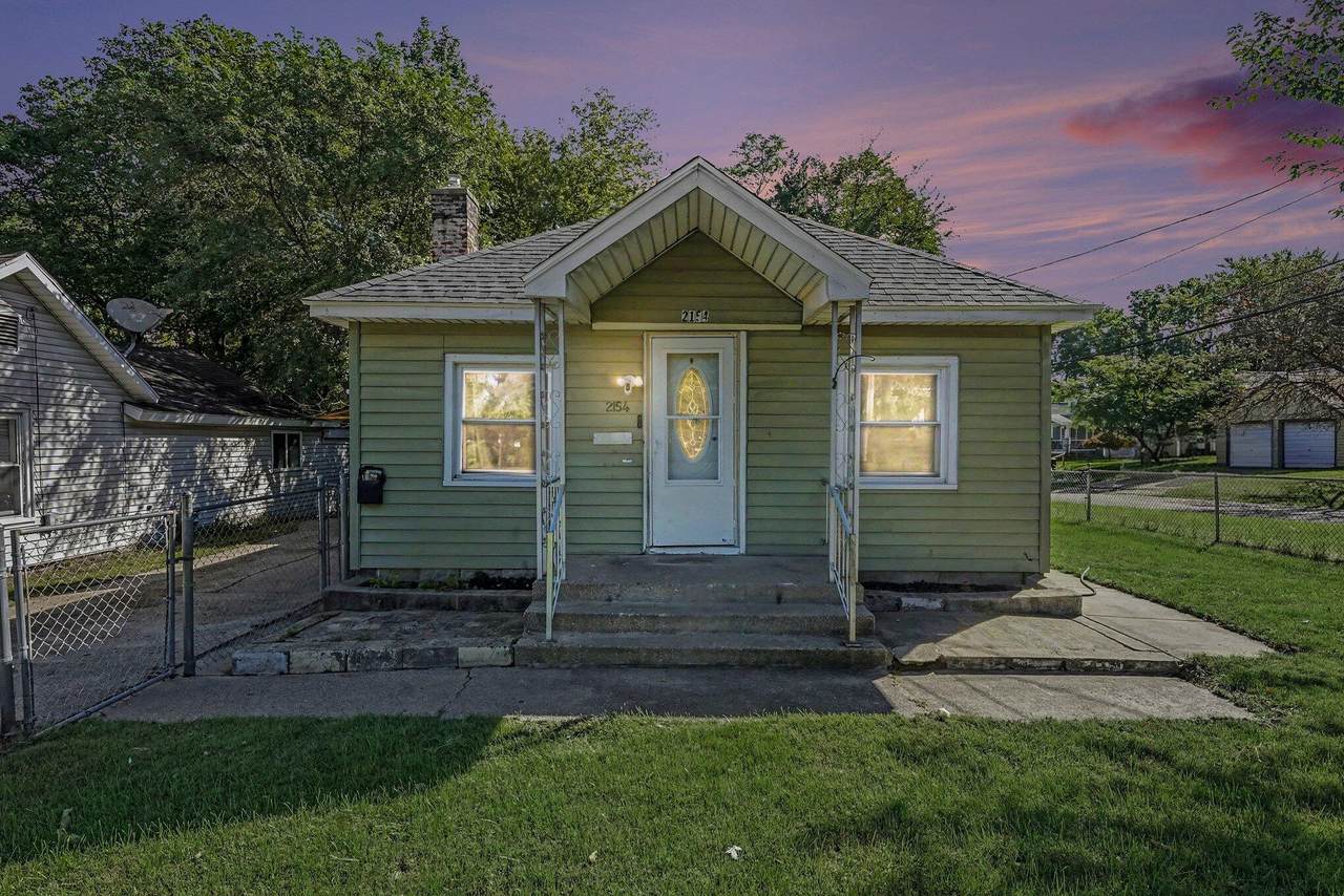2154 Mckee Avenue - Photo 1