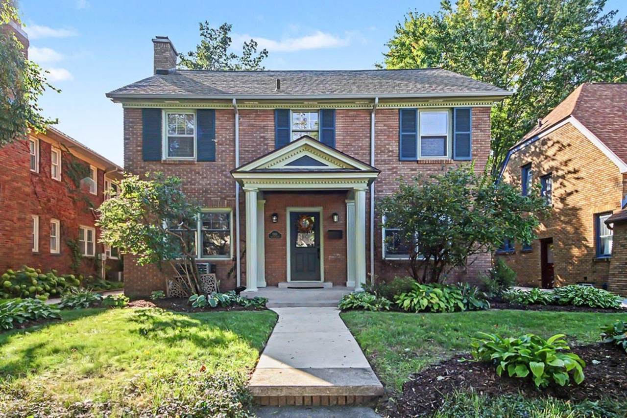 1031 Iroquois Drive - Photo 1
