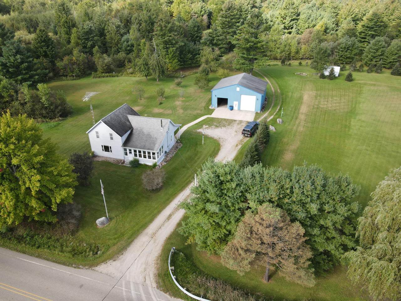 https://bt-photos.global.ssl.fastly.net/swmich/1280_boomver_1_26051359-2.jpg
