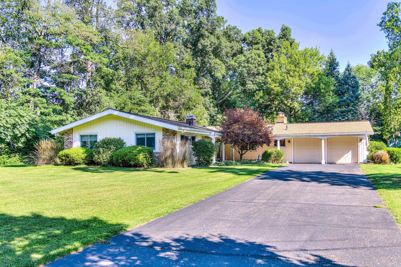 1844 Walmont Road - Photo 1