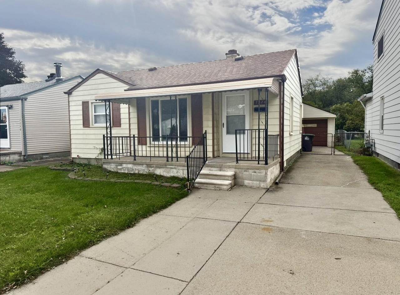 7224 William Street - Photo 1