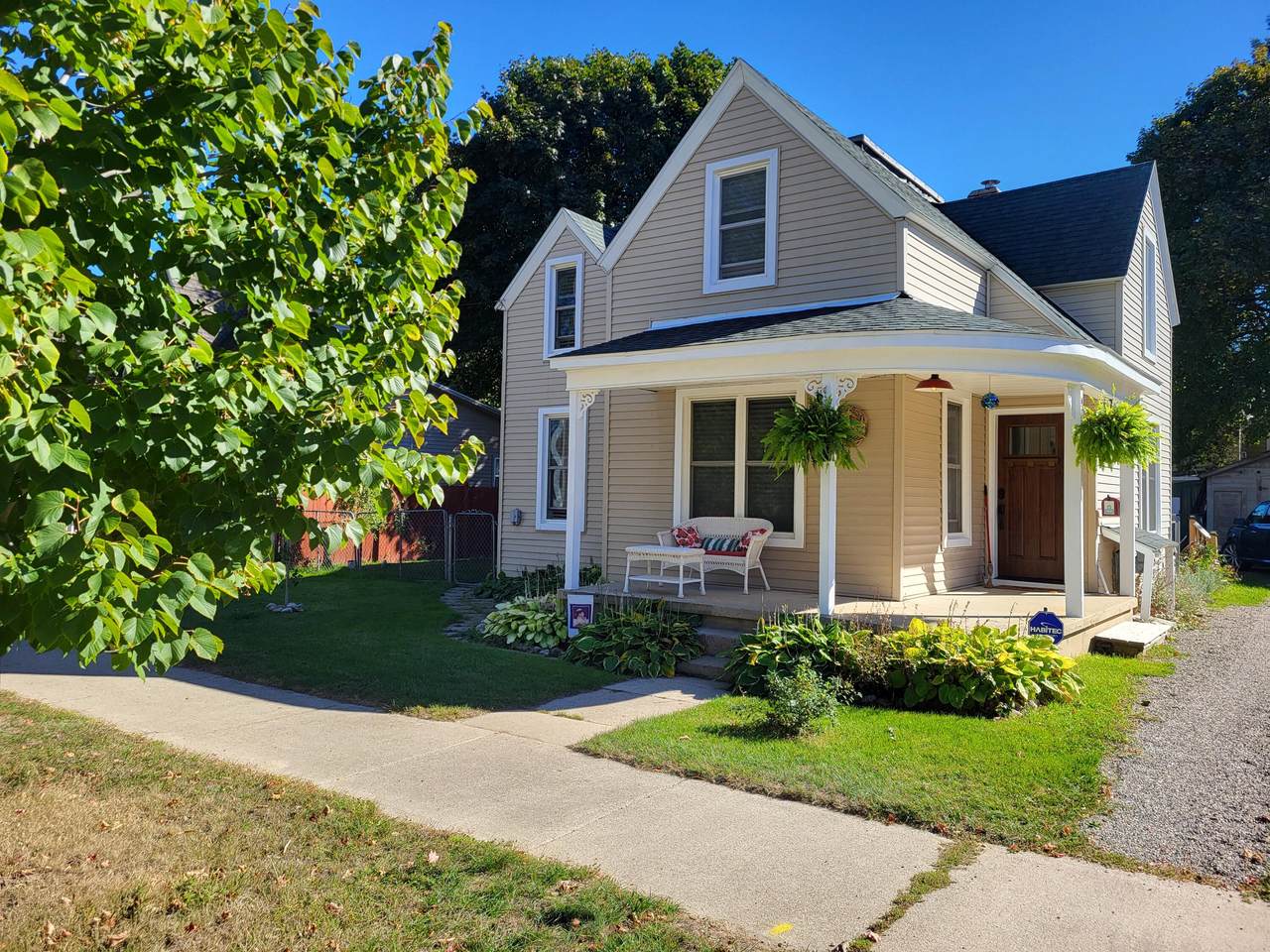 108 Upright Street - Photo 1