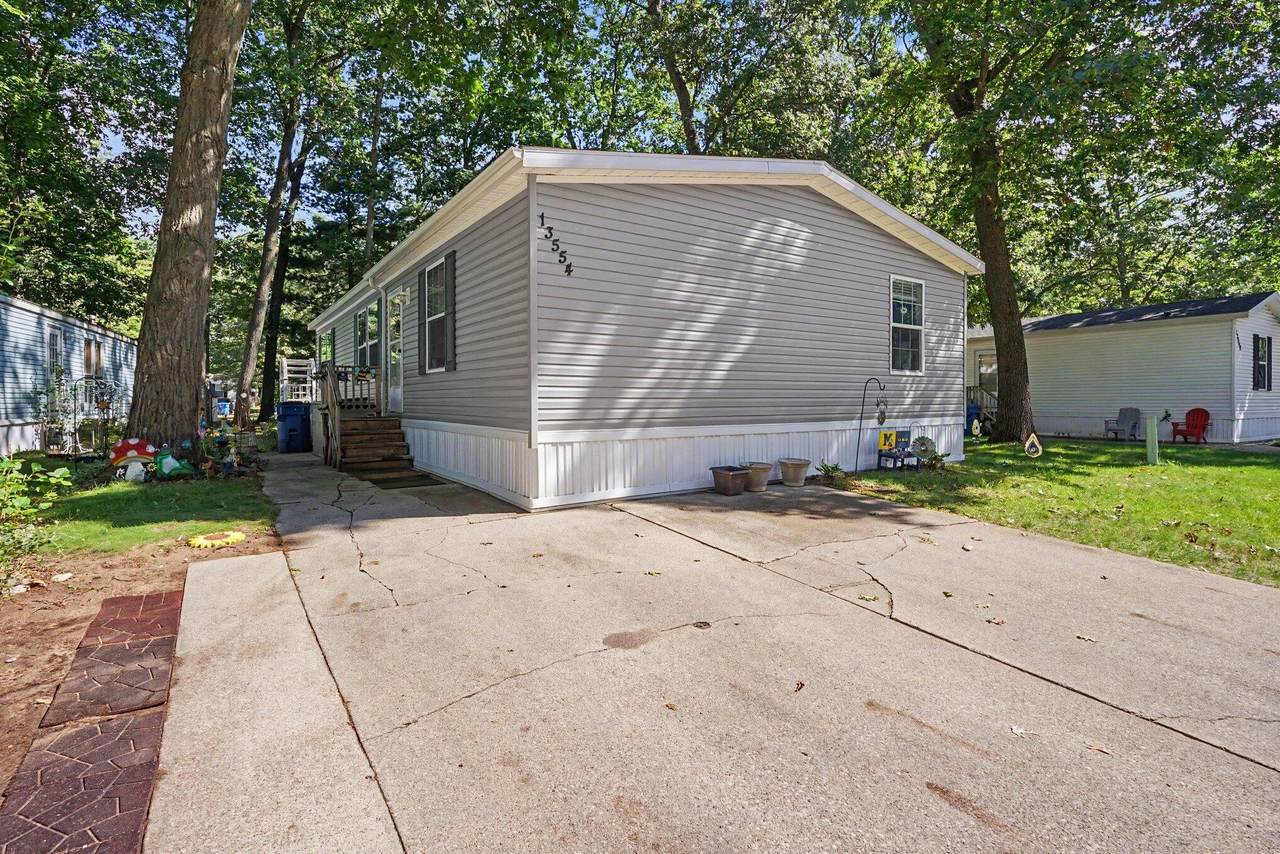13554 Pinewood Drive - Photo 1