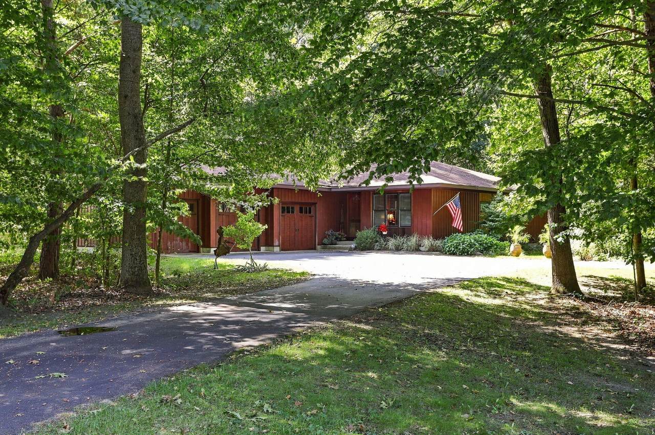 05100 Beechwood Lane - Photo 1