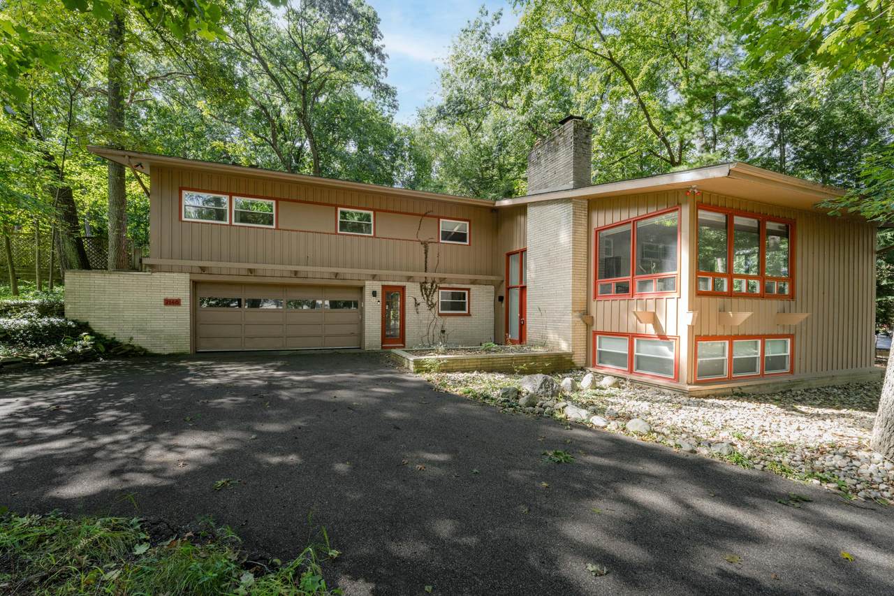 2146 Treehaven Drive - Photo 1
