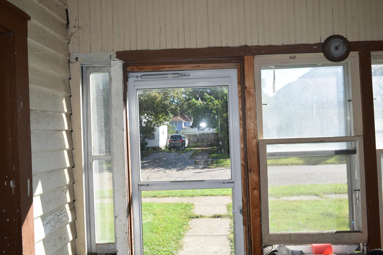 https://bt-photos.global.ssl.fastly.net/swmich/1280_boomver_1_26051706-2.jpg