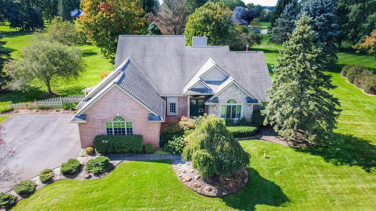 1978 Mayfair Drive - Photo 1
