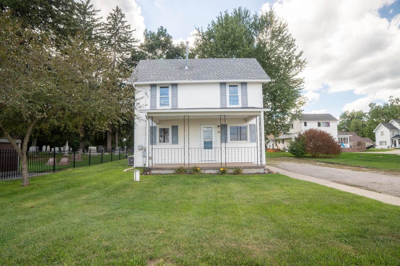 12 Hyde Road - Photo 1