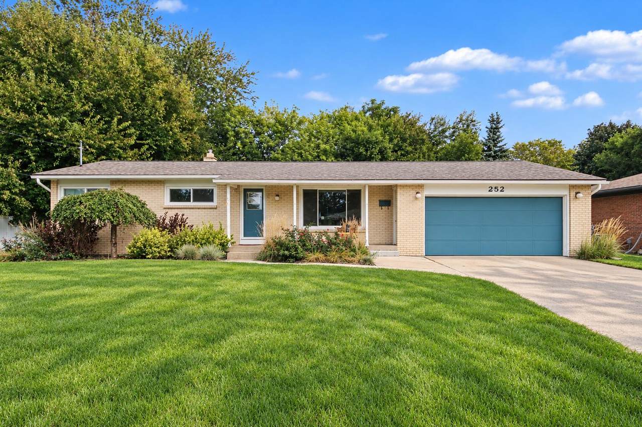 252 Edison Park Avenue - Photo 1