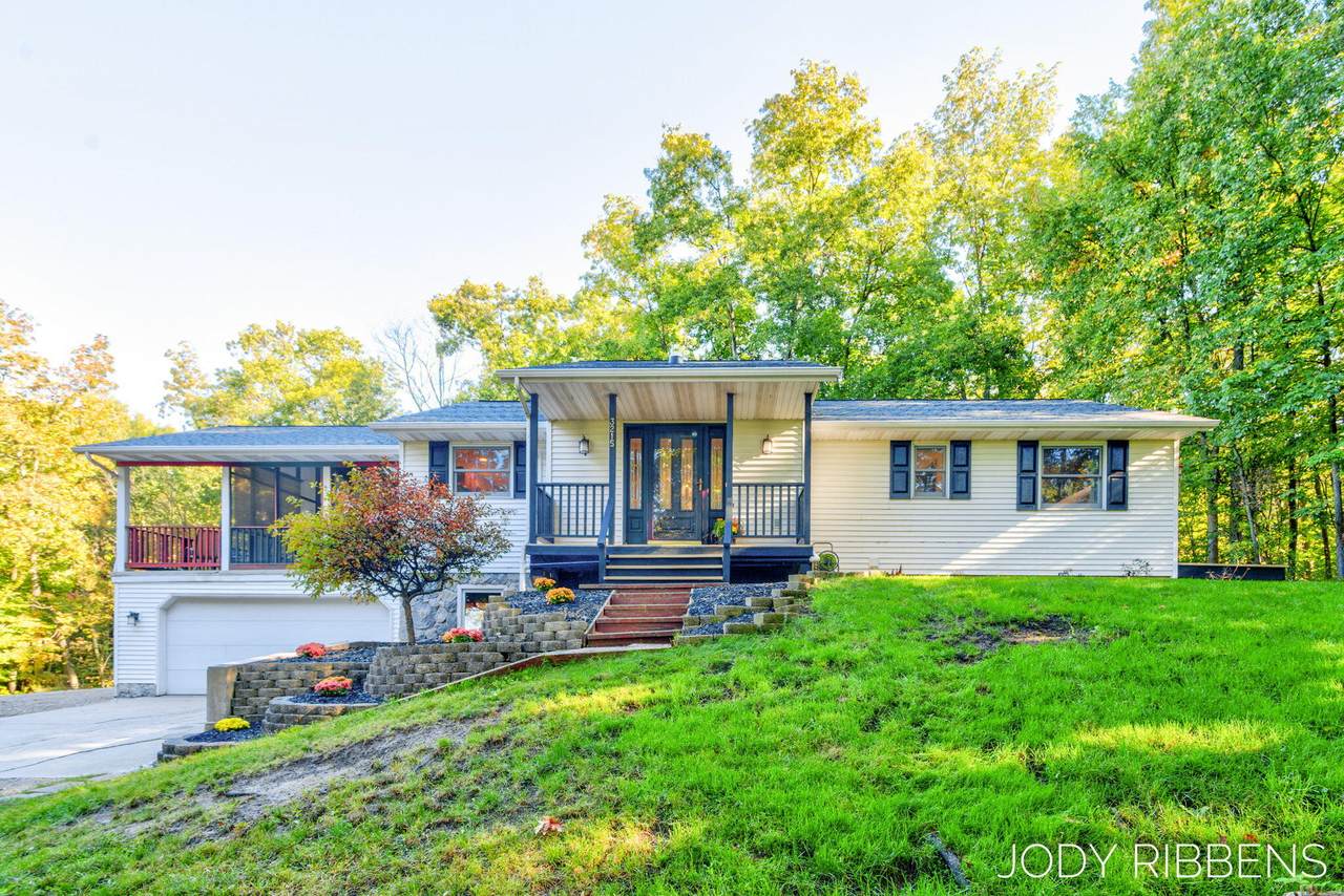 3215 Buchanan Street - Photo 1
