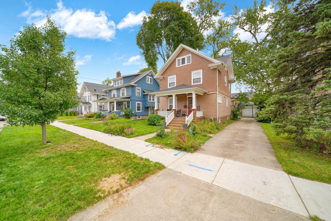 609 Mcbride Street - Photo 1