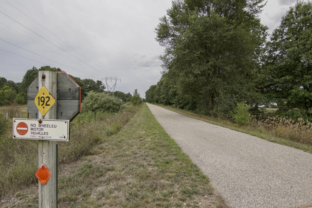 3722 Trailside Drive - Photo 1