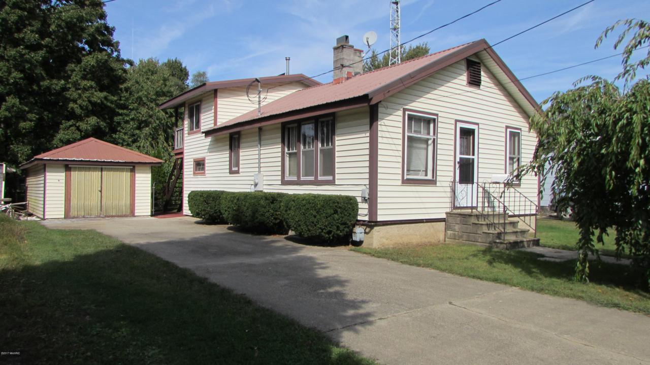 334 Walker Street - Photo 1