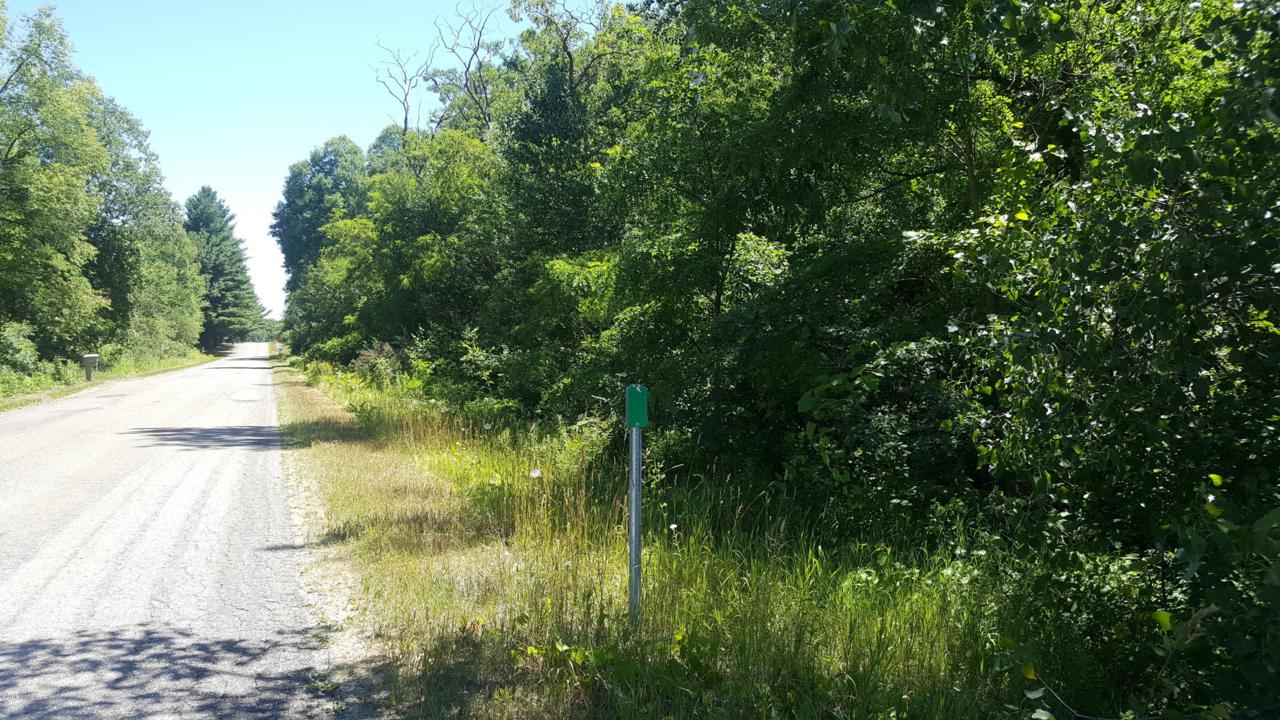 9113 13 Mile Rd. - Photo 1