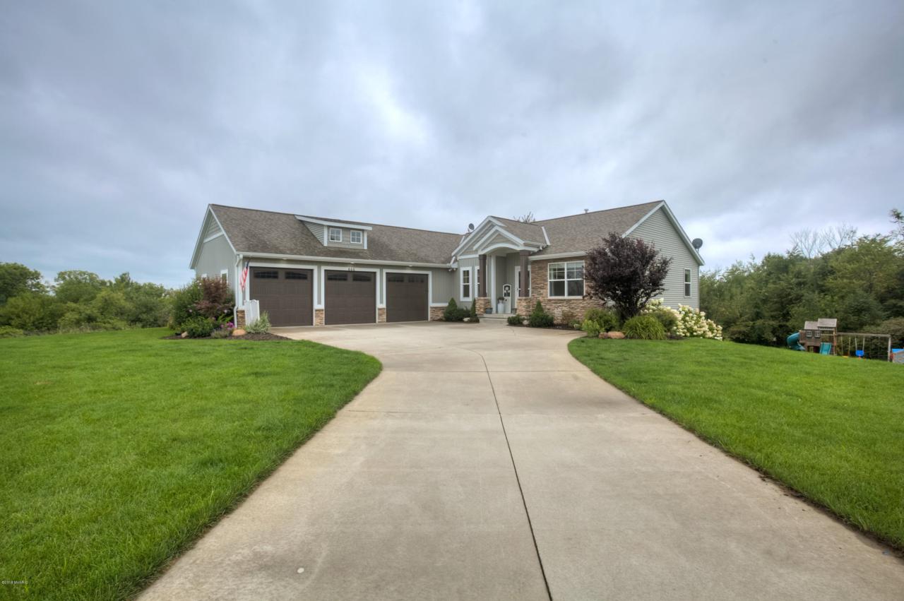 644 Lynn Kay Drive - Photo 1