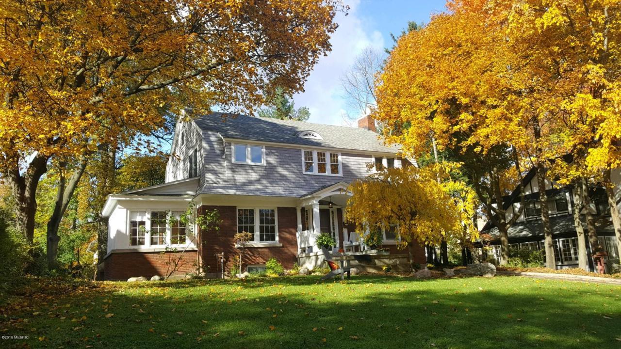 259 Orchard Hill Avenue - Photo 1