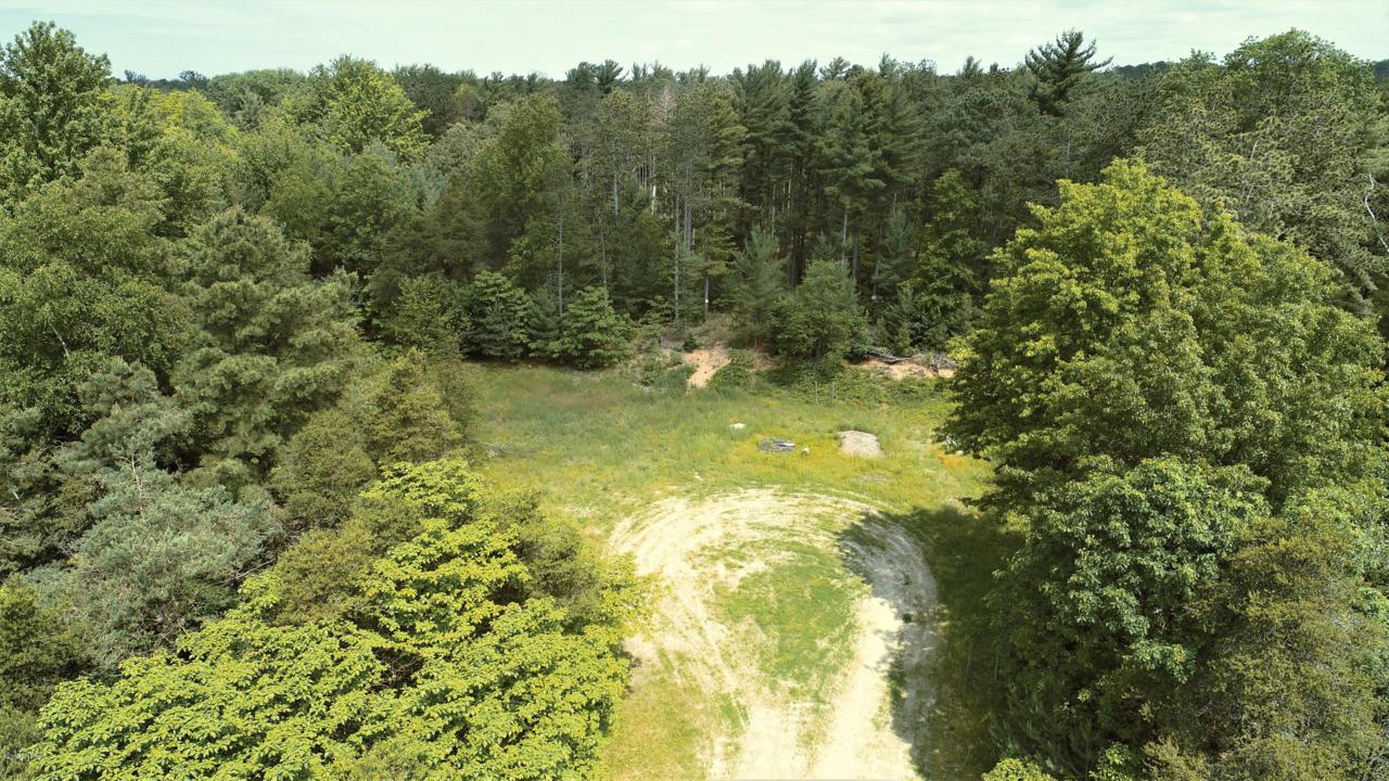 H Gaddini Court - Photo 1