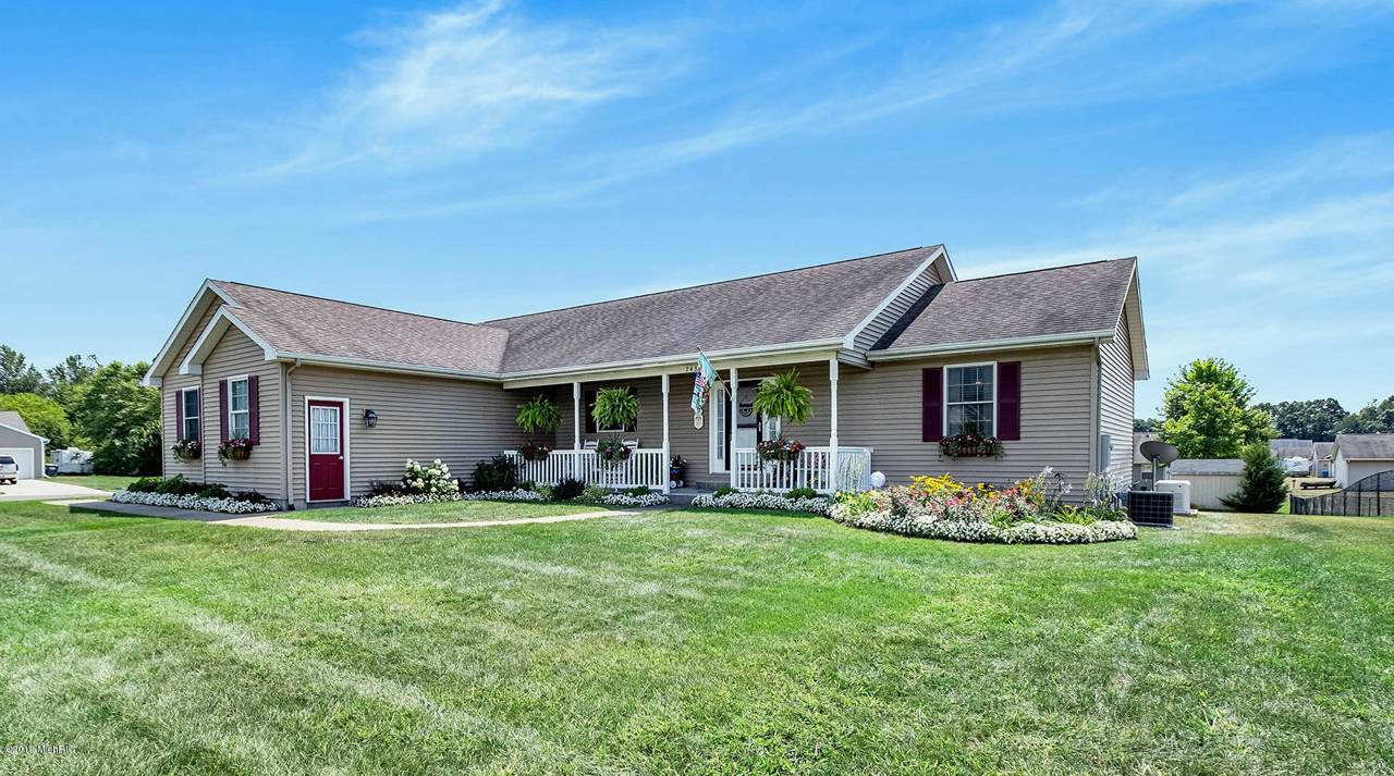 24315 Vargas - Photo 1