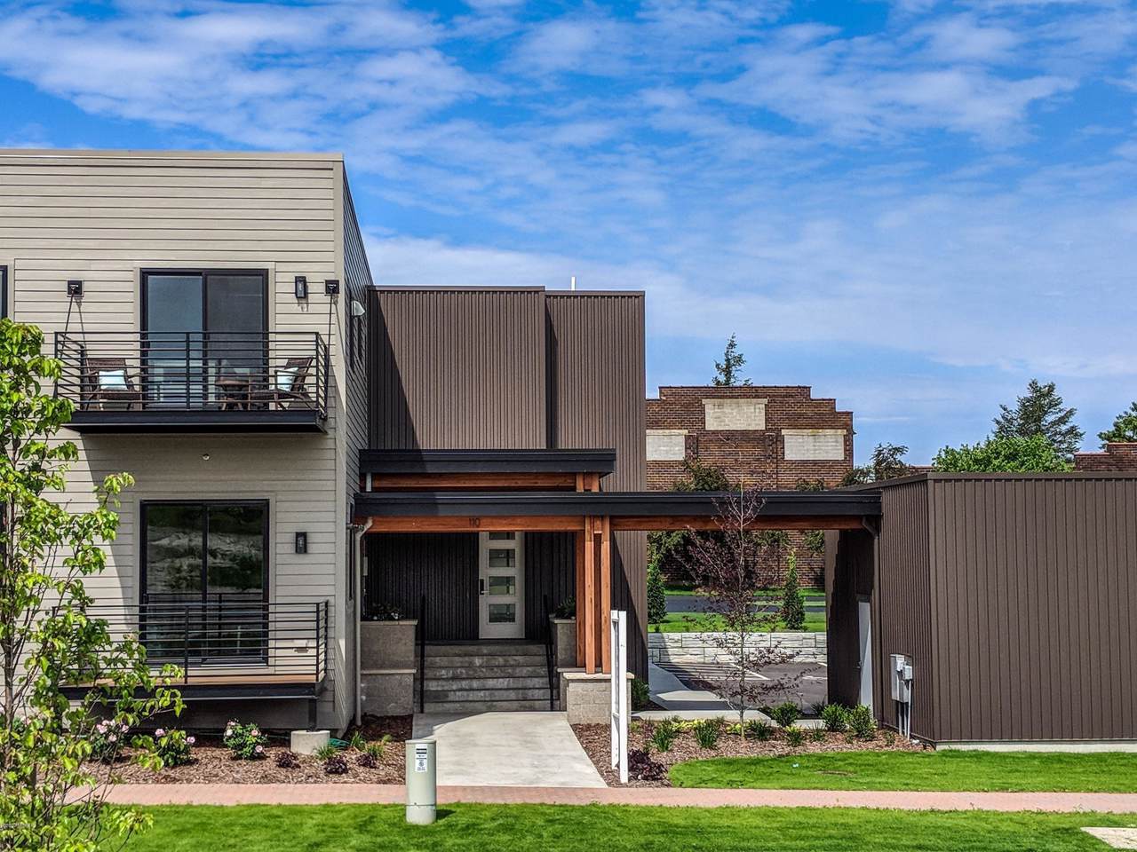 110 Central Avenue - Photo 1