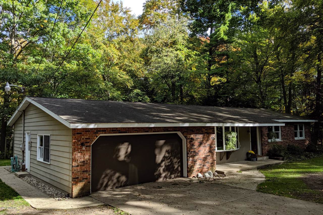 15071 Baldwin Street - Photo 1