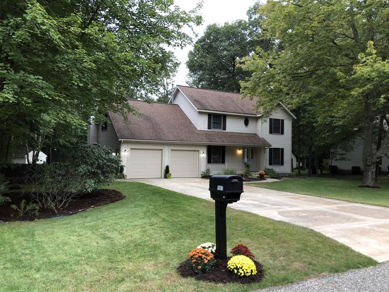 5087 Shady Creek Drive - Photo 1